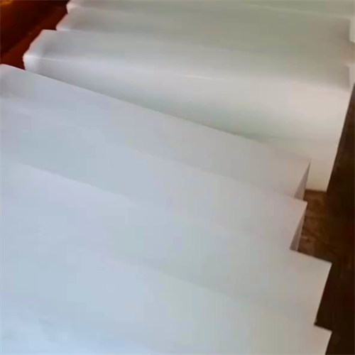 夏天降温神器——金山良臣制冰厂的大冰块，清凉一夏！